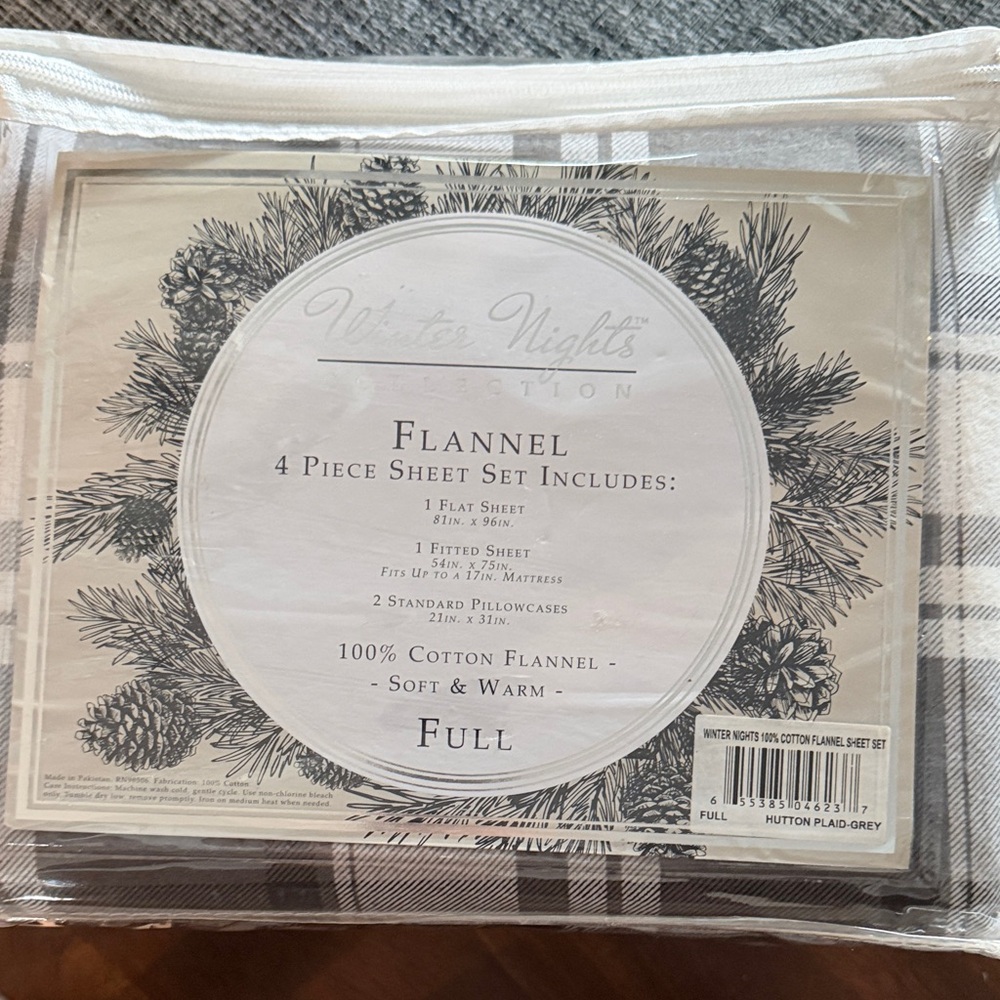 Flannel Sheet Set - Gray plaid. Size Full. Brand new!